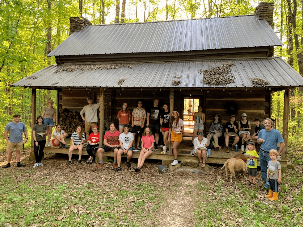 Ecology students at the Odum cabin during the undergraduate retreat in 2022. Photo: Allison Injaian.