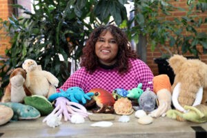 Tennakoon helps students connect to marine life in the past and present